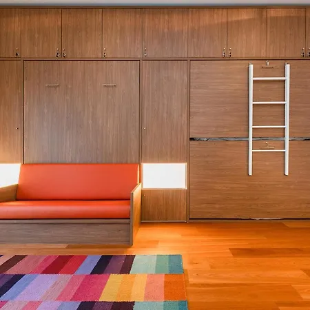Apartamento Warm Ample Space With Wall Beds Lisboa