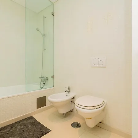 Warm Ample Space With Wall Beds Lägenhet